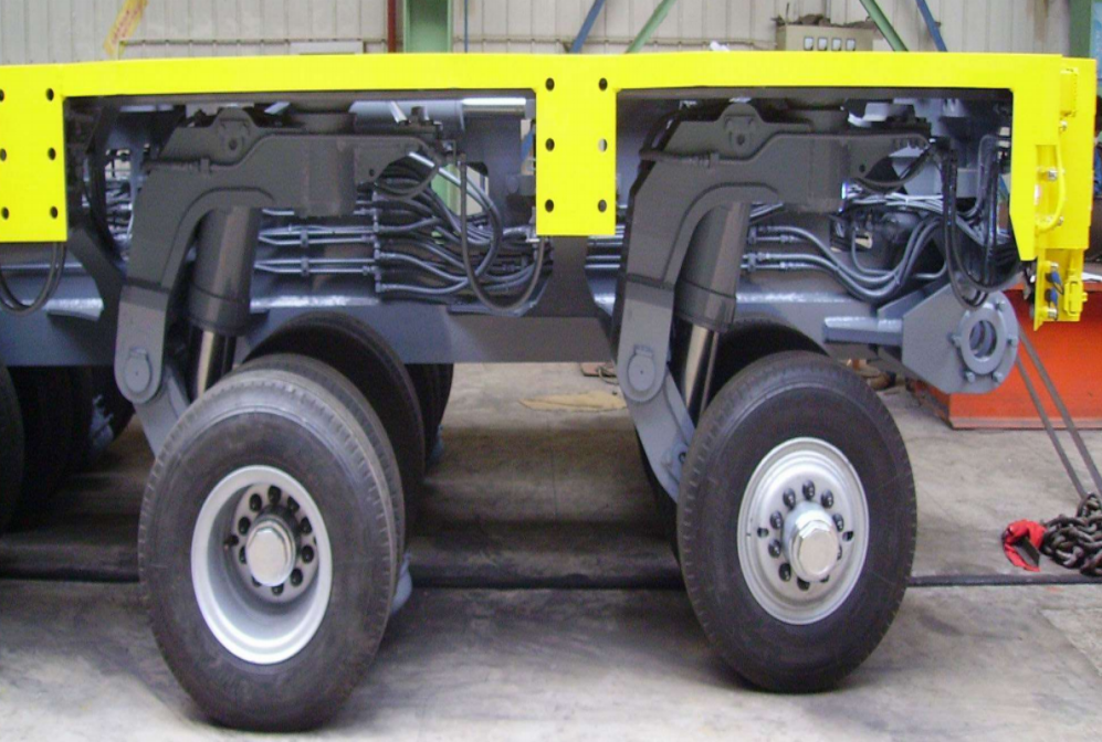 平台可升降自行走车